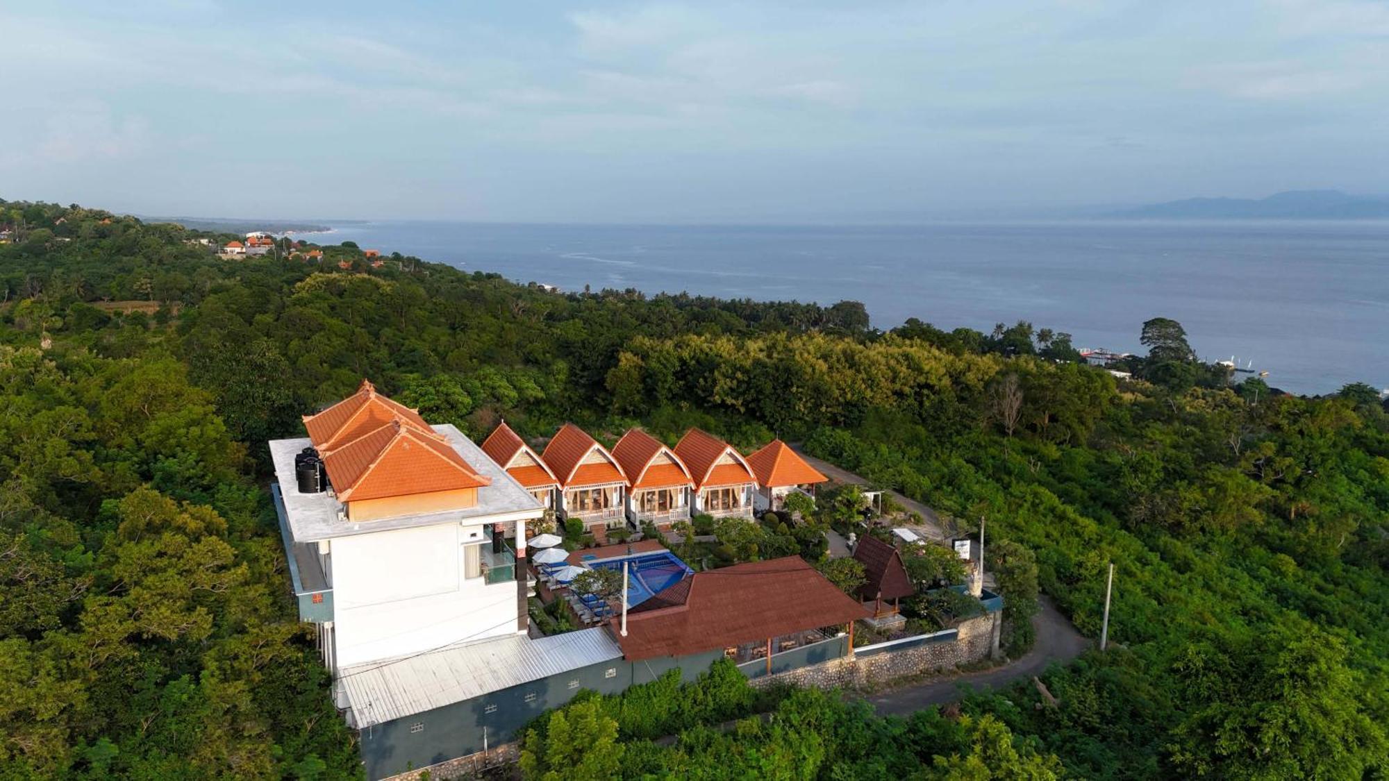 Готель D'Arya Sea View Batununggul Екстер'єр фото